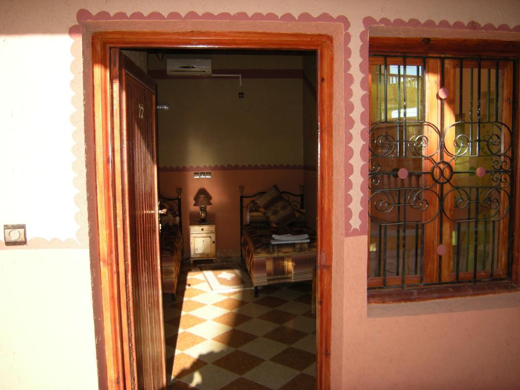 Hotel Mandar Saghrou Tazakhte Kelaat-M'Gouna Exterior photo